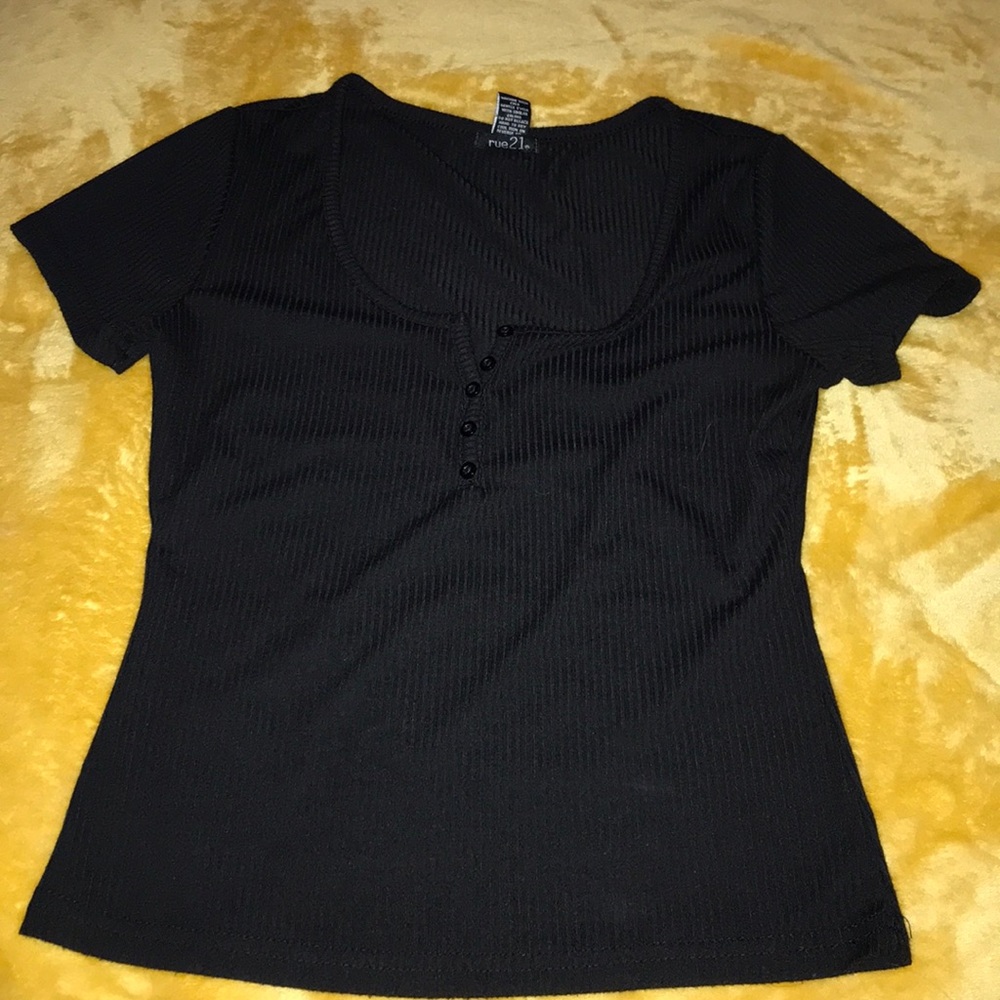 Black v neck shirt